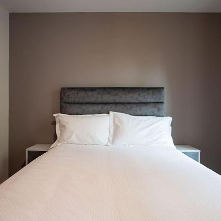 Stunning 2Br Next To The City Airport Bhd - Free Parking 벨파스트 외부 사진